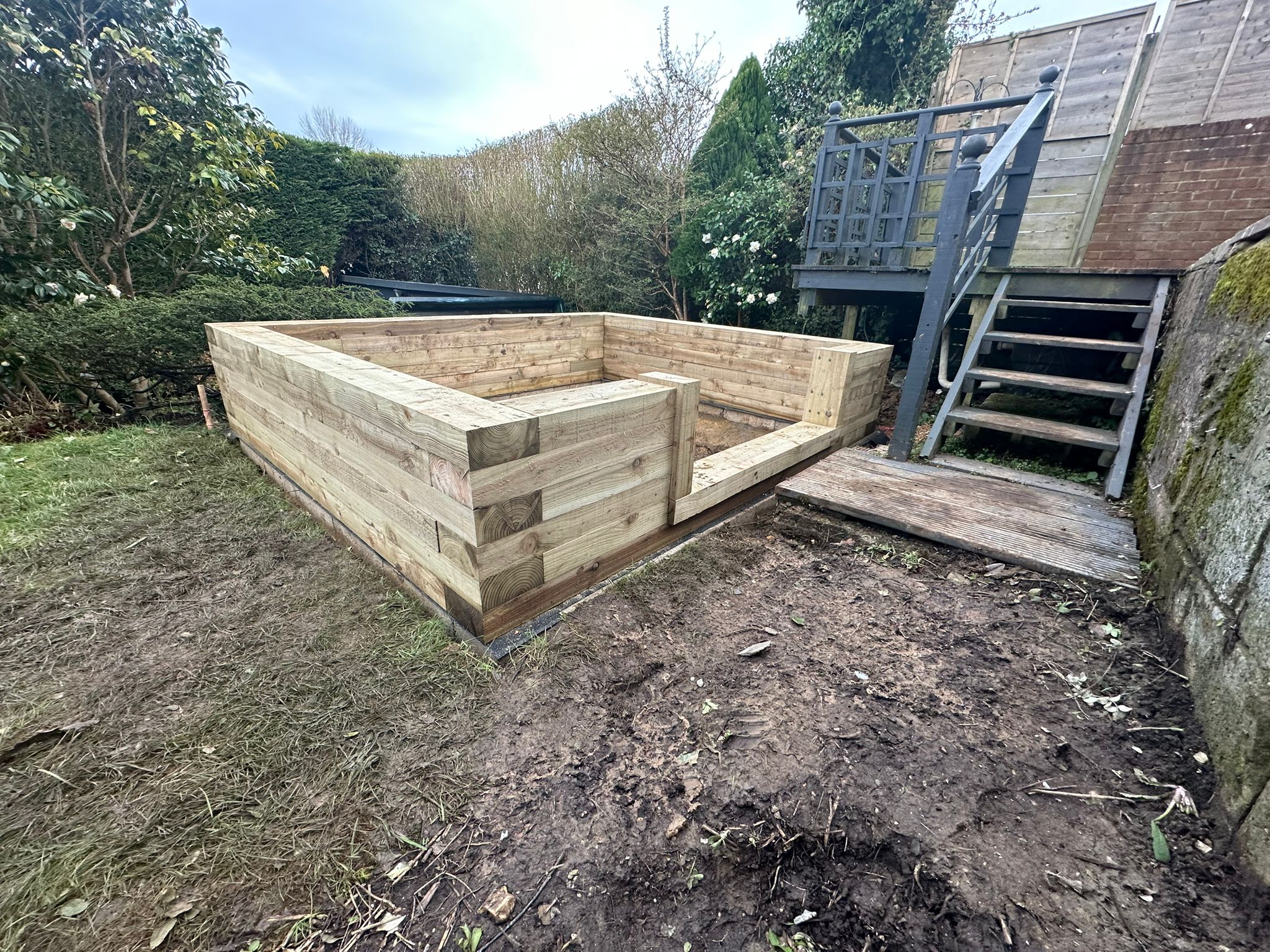 Create Your Own Pond | CWD Railway Sleeper Kit with Window